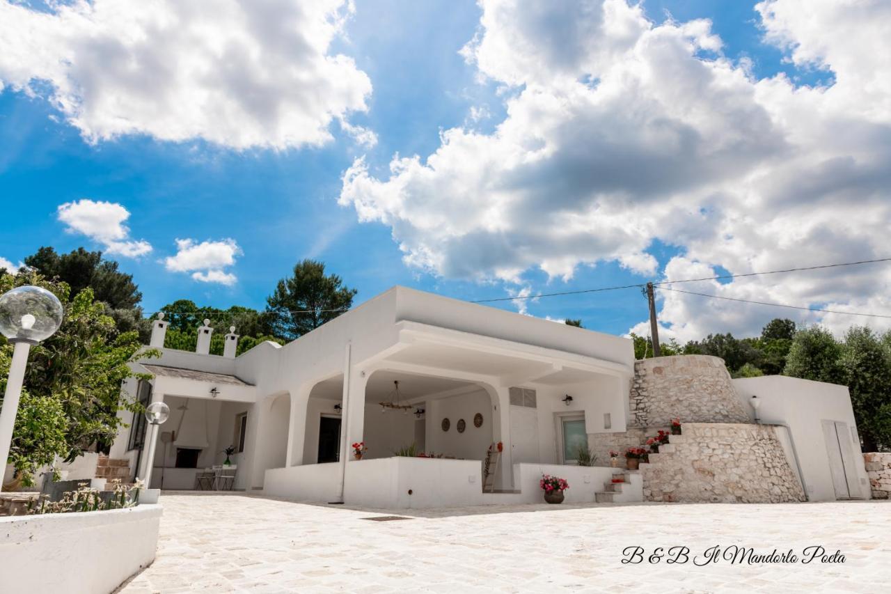 Il Mandorlo Poeta Acomodação com café da manhã Ostuni Exterior foto