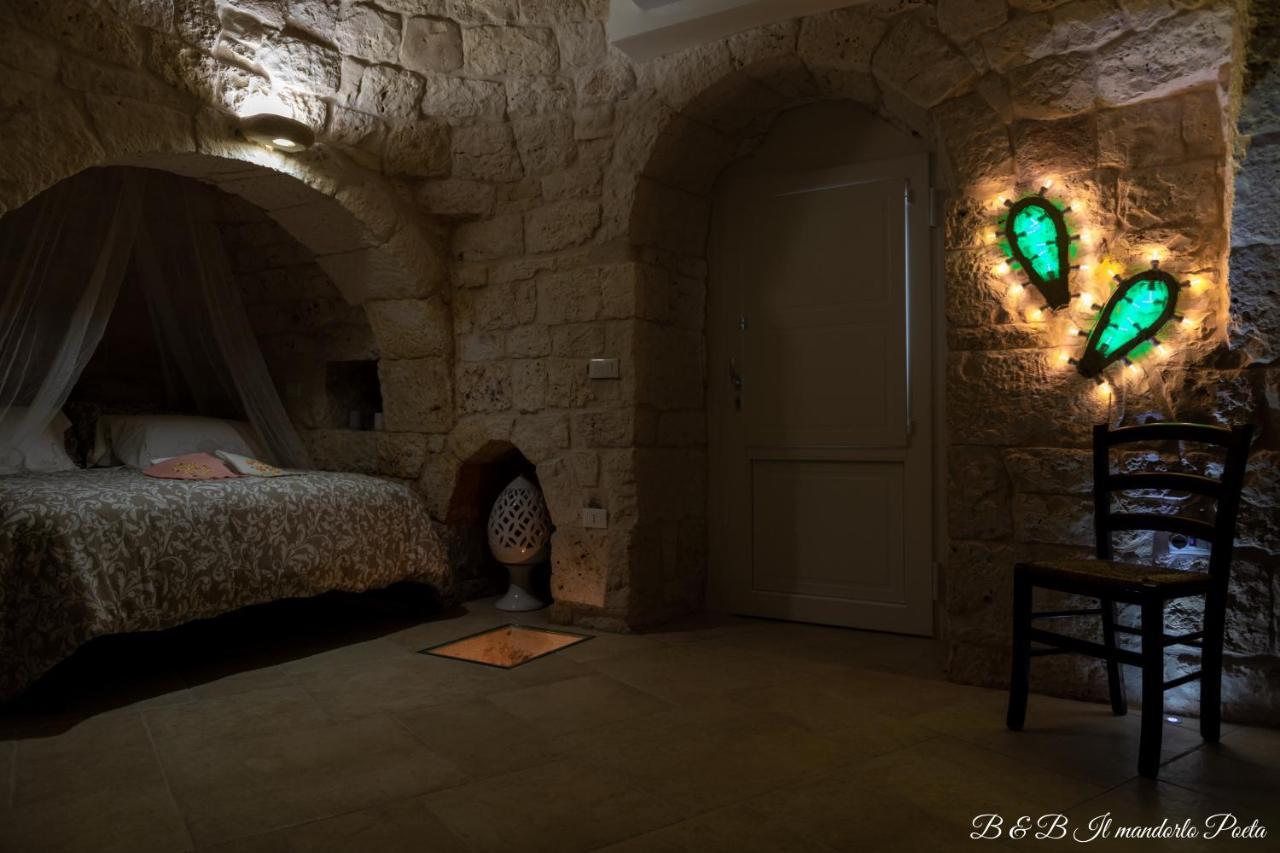 Il Mandorlo Poeta Acomodação com café da manhã Ostuni Exterior foto